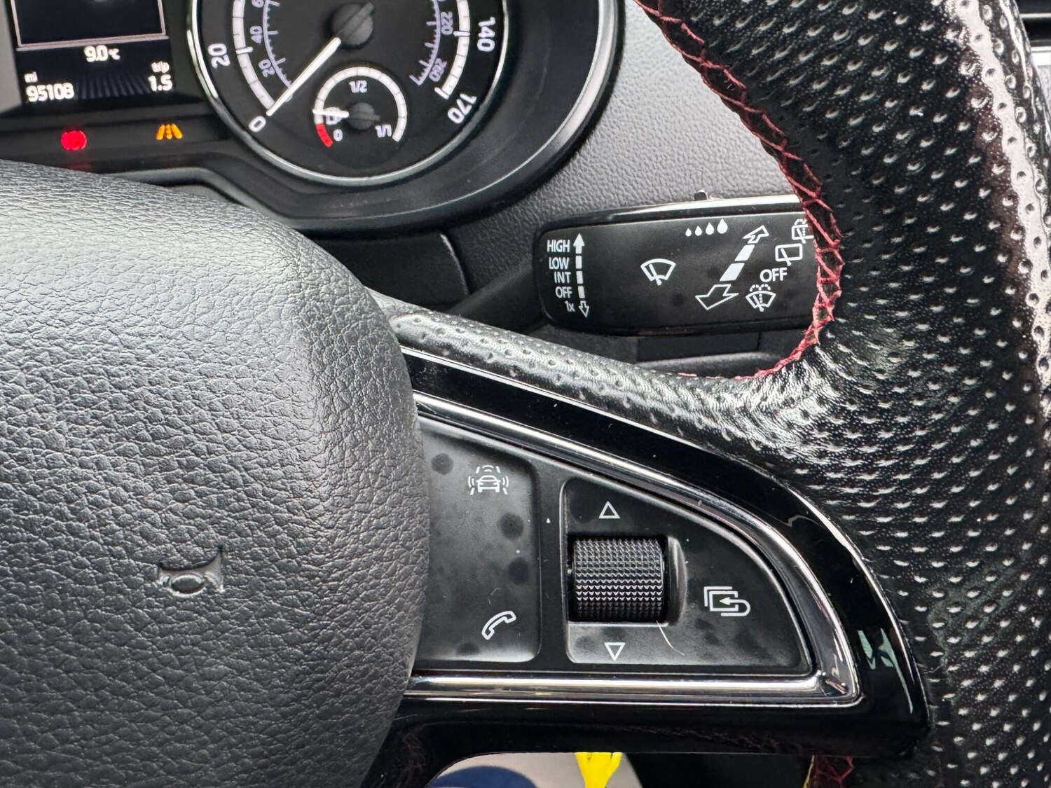 Used Skoda Octavia 2016 for sale - 76361489: Photo 32