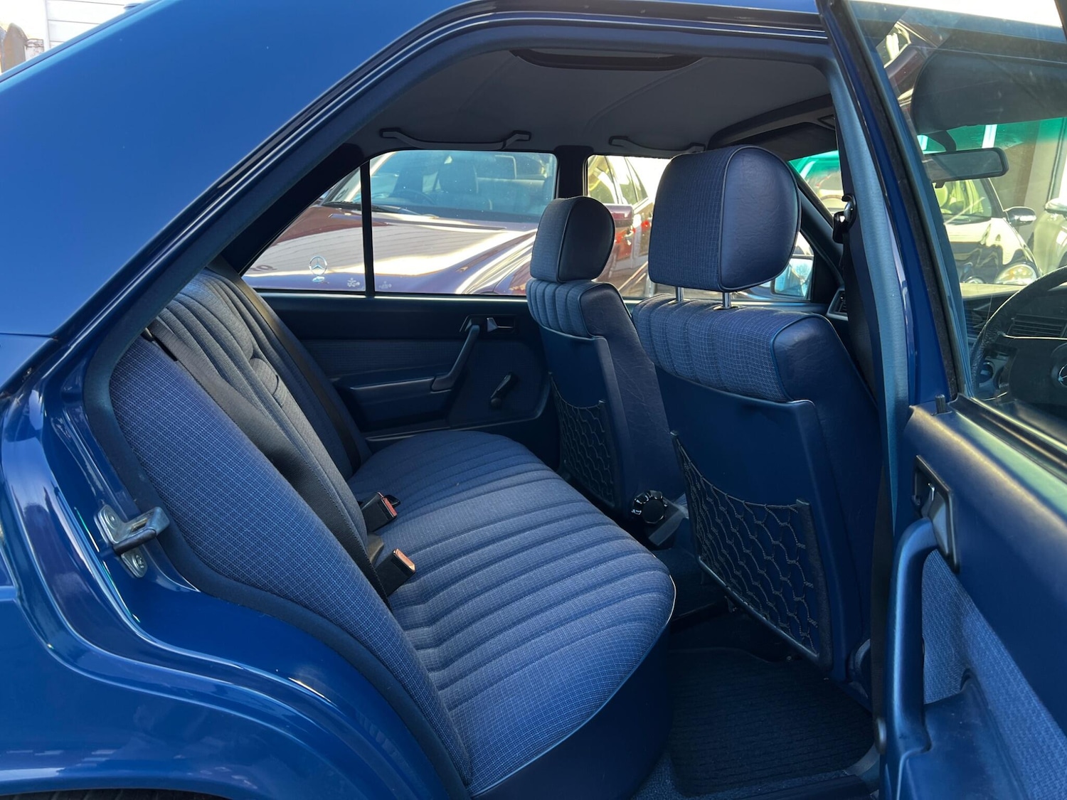 Used Mercedes-Benz 190 1988 for sale - 76645453: Photo 24