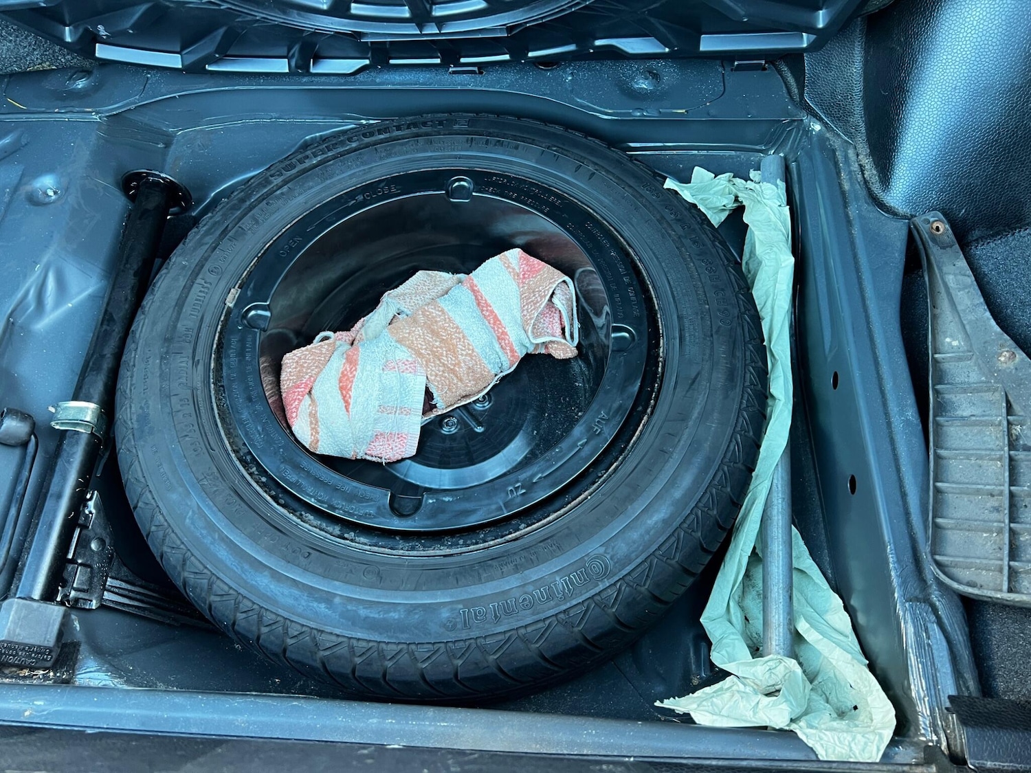 Used Mercedes-Benz 190 1988 for sale - 76645453: Photo 27