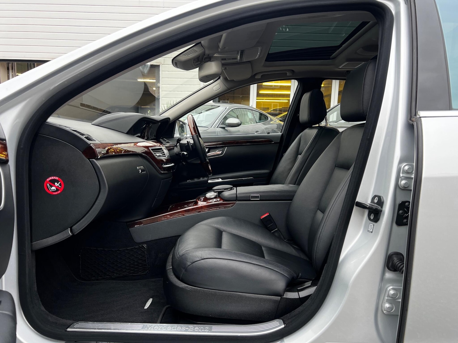 Used Mercedes-Benz S Class 2012 for sale - 76472202: Photo 17