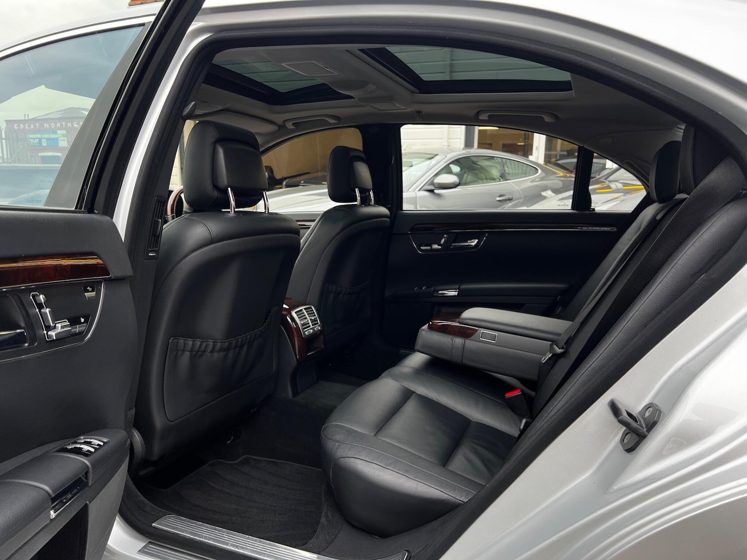 Used Mercedes-Benz S Class 2012 for sale - 76472202: Photo 22