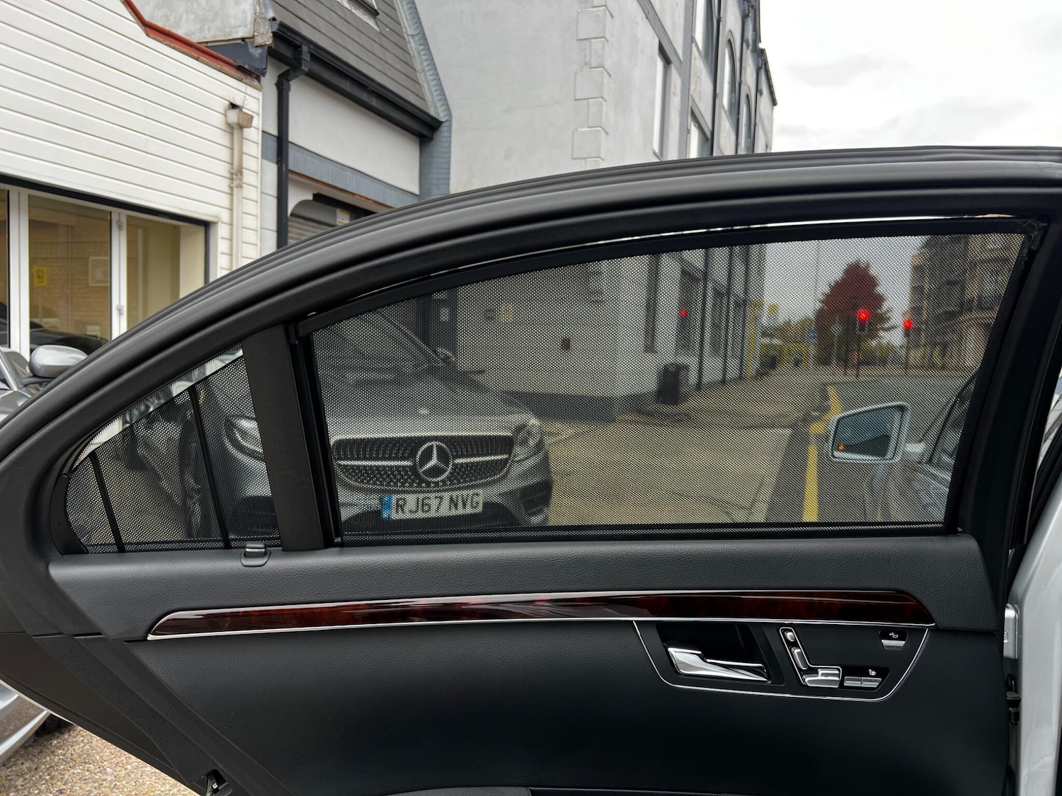 Used Mercedes-Benz S Class 2012 for sale - 76472202: Photo 31