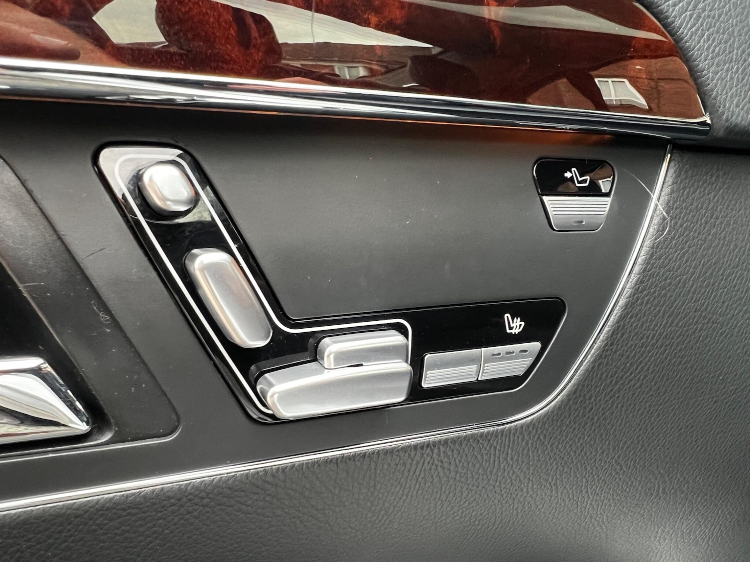 Used Mercedes-Benz S Class 2012 for sale - 76472202: Photo 32