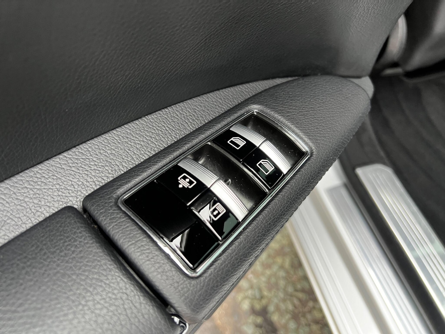 Used Mercedes-Benz S Class 2012 for sale - 76472202: Photo 33