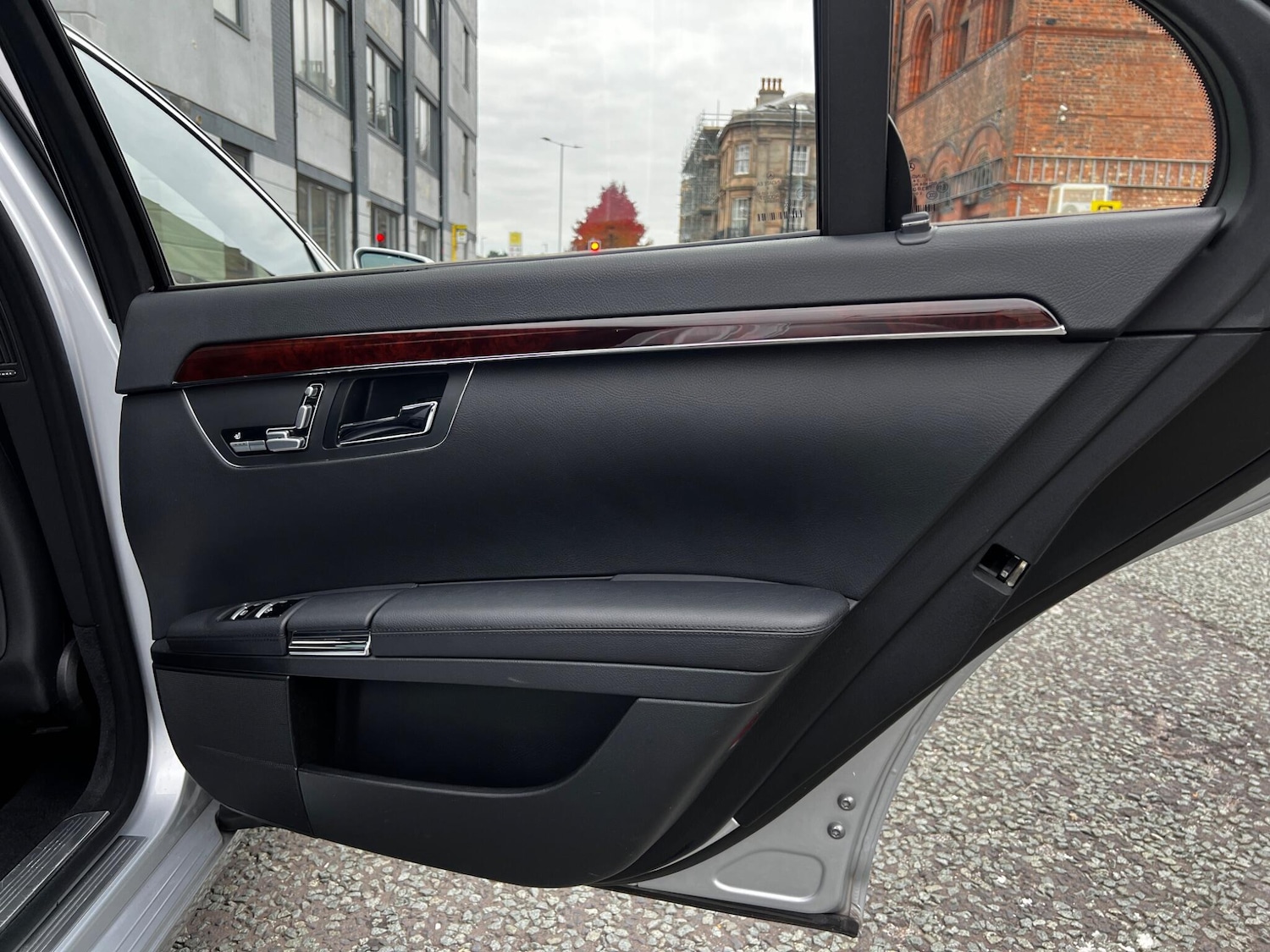 Used Mercedes-Benz S Class 2012 for sale - 76472202: Photo 47