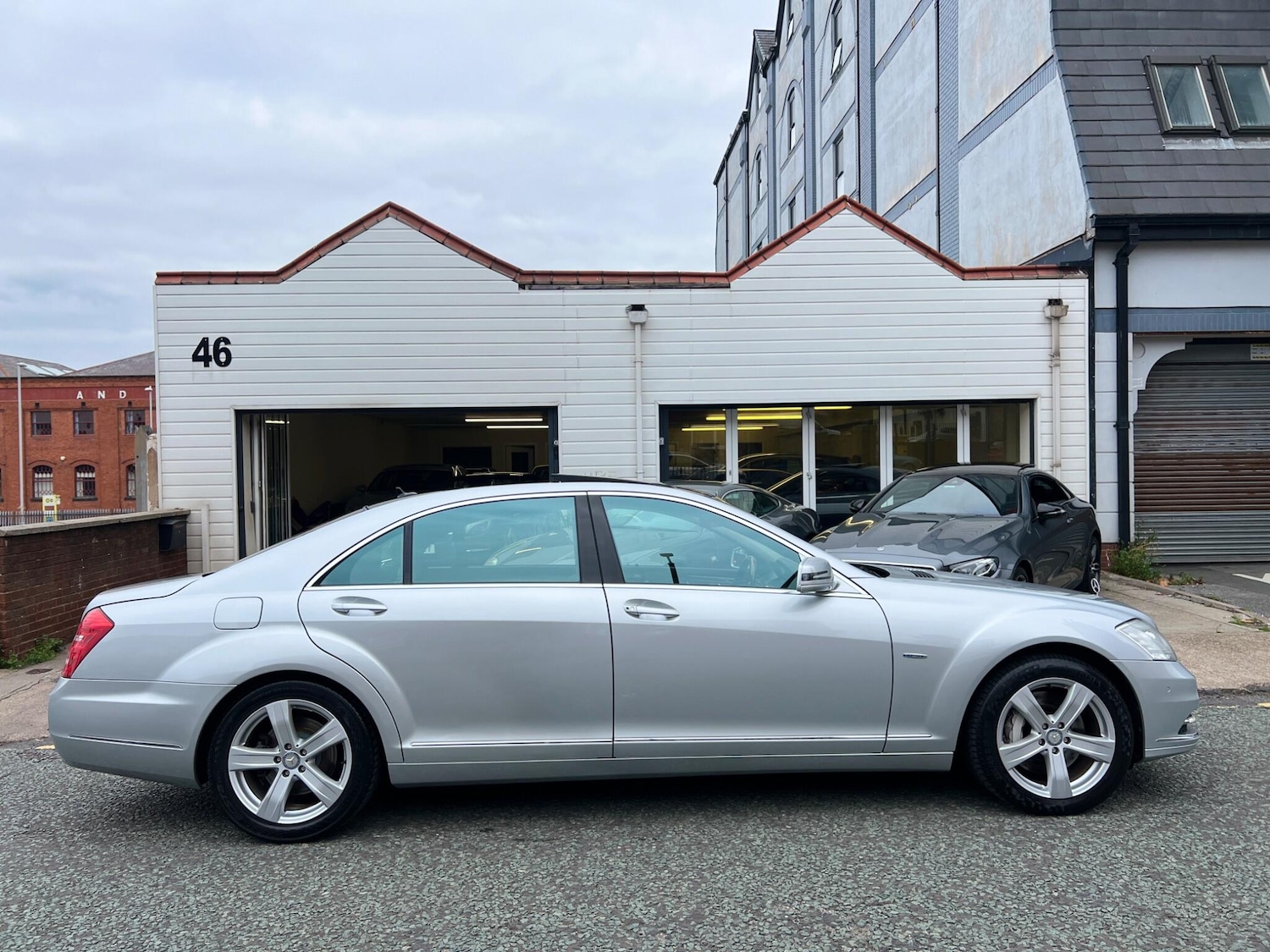 Used Mercedes-Benz S Class 2012 for sale - 76472202: Photo 8