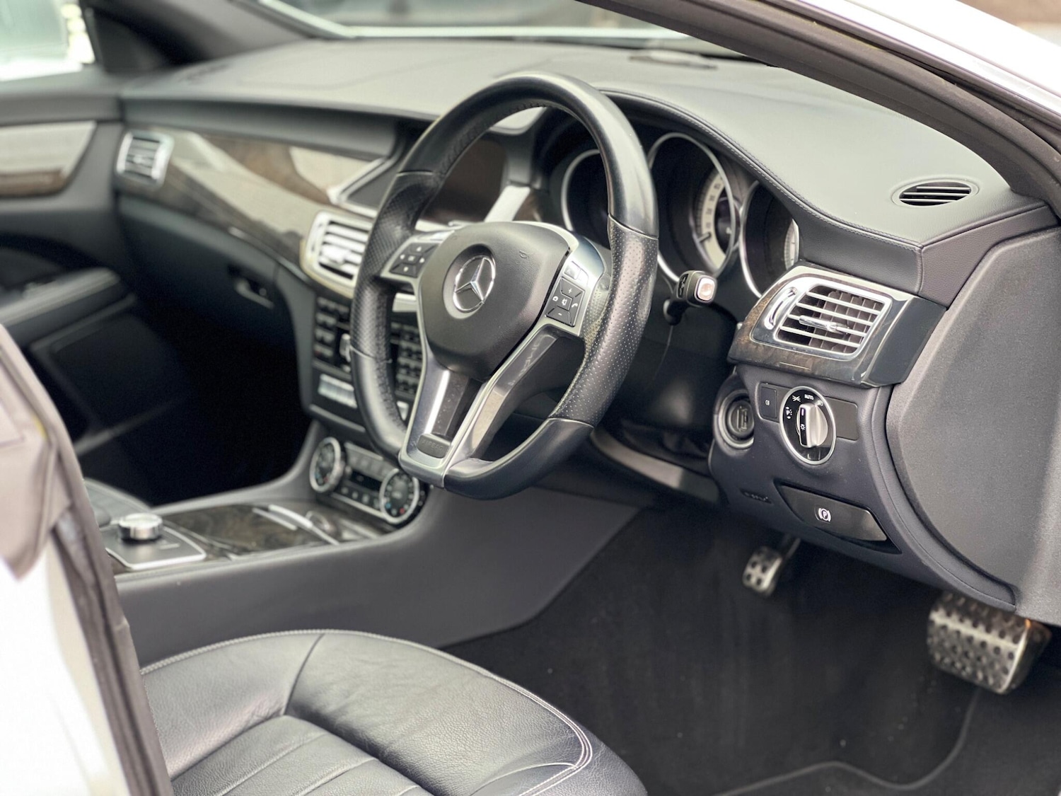 Used Mercedes-Benz CLS 2013 for sale - 76592182: Photo 18