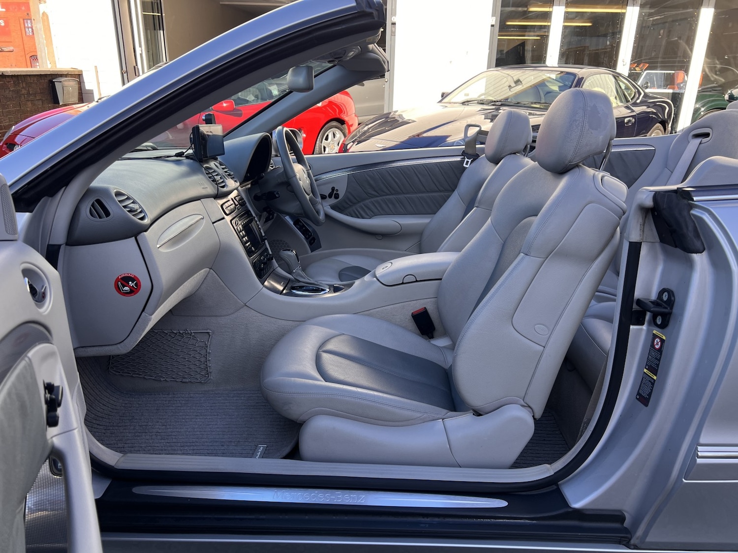 Used Mercedes-Benz CLK 2003 for sale - 77715103: Photo 33