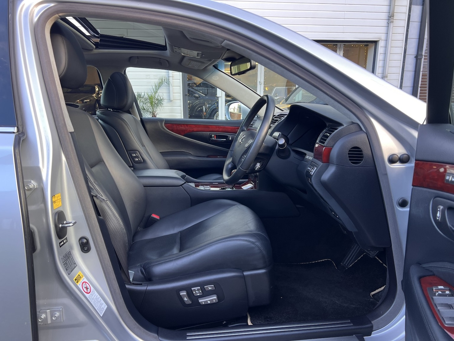 Used Lexus LS 2007 for sale - 77220497: Photo 17