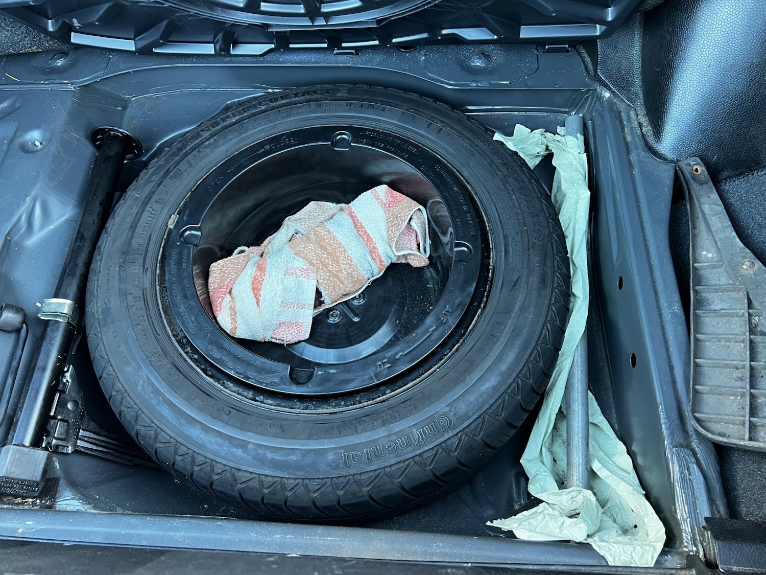 Used Mercedes-Benz 190 1988 for sale - 76948737: Photo 17