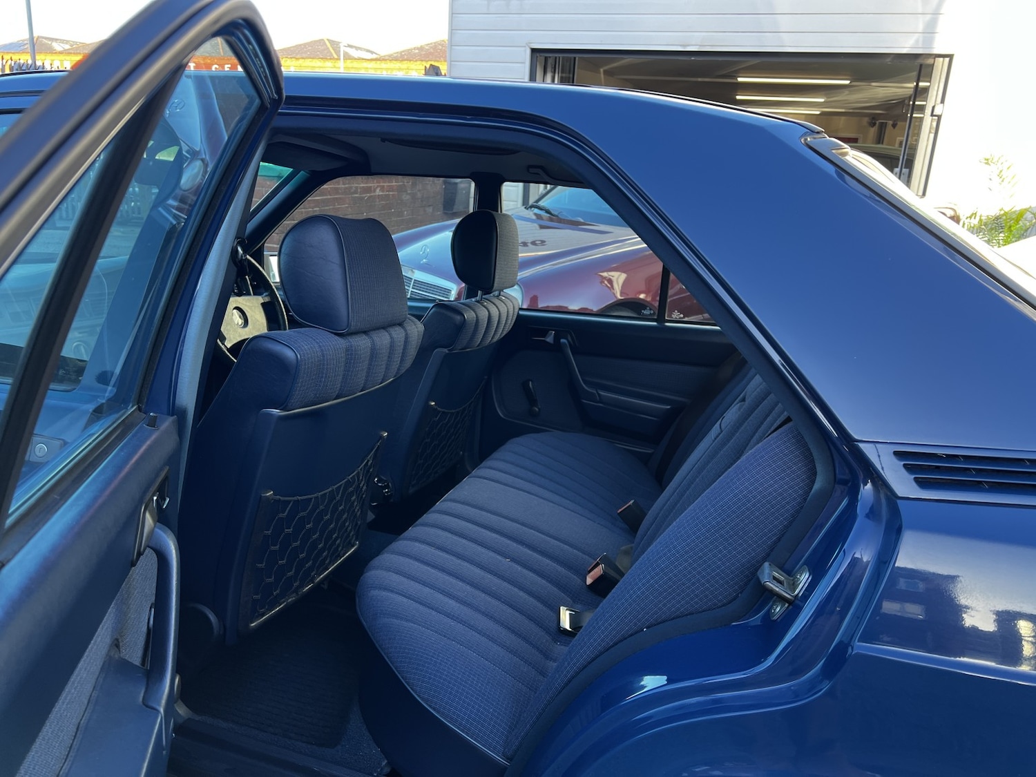 Used Mercedes-Benz 190 1988 for sale - 76948737: Photo 9