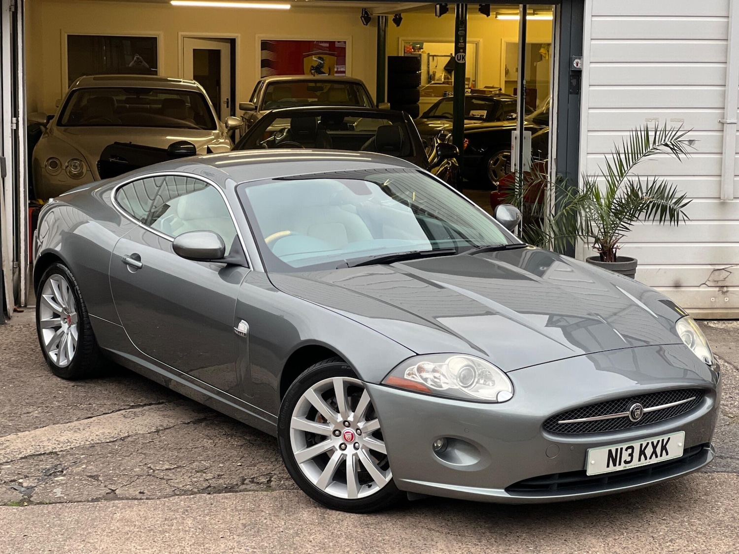 Used Jaguar XK 2006 for sale - 76473590: Photo 1