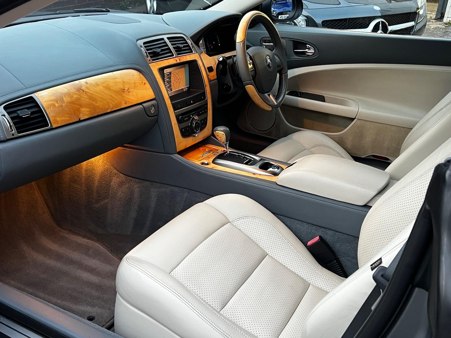 Used Jaguar XK 2006 for sale - 76473590: Photo 19