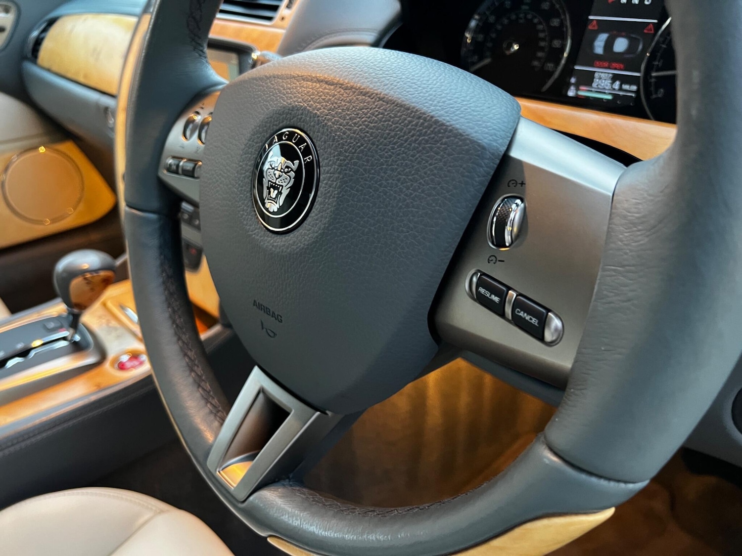 Used Jaguar XK 2006 for sale - 76473590: Photo 22