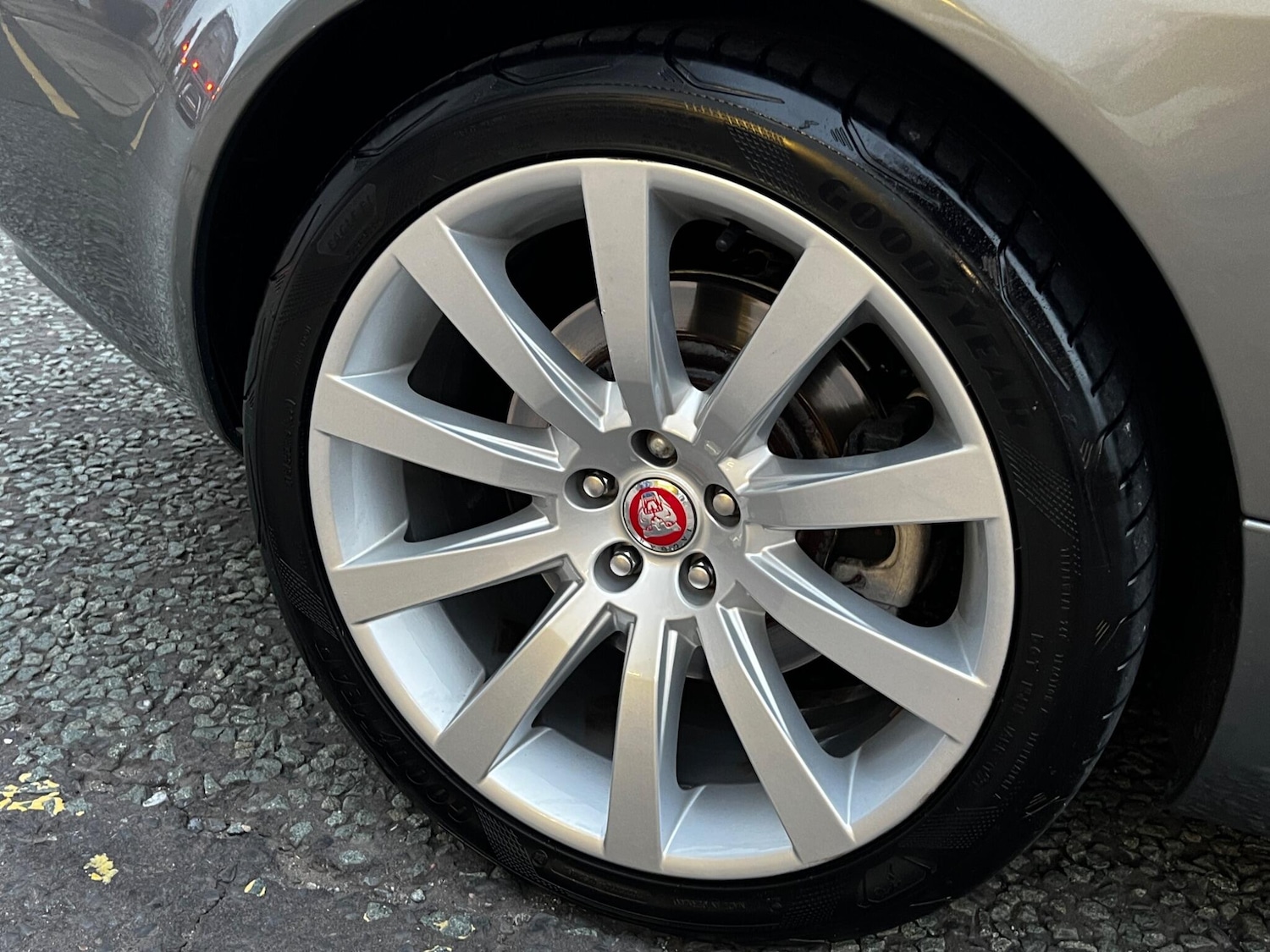 Used Jaguar XK 2006 for sale - 76473590: Photo 38