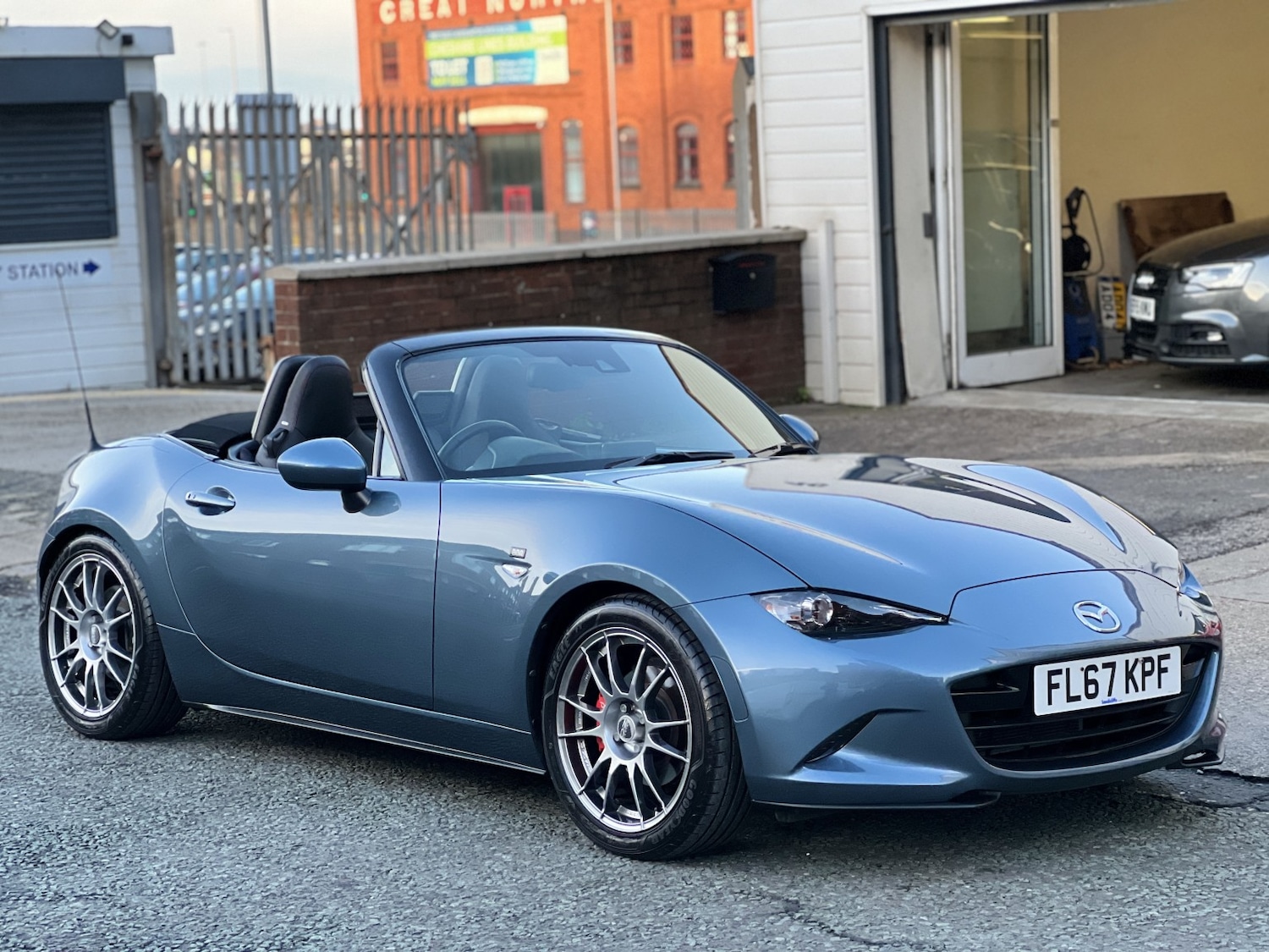 Used Mazda MX-5 2017 for sale - 77023149: Photo 10
