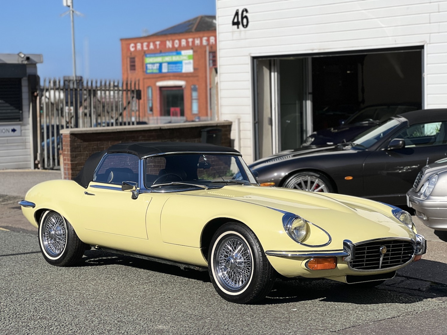 Used Jaguar E-Type 1973 for sale - 77915699: Photo 12