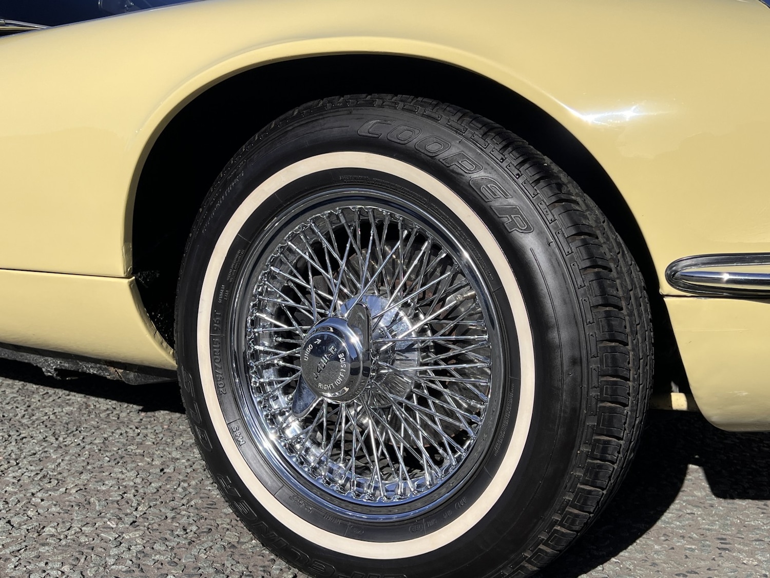 Used Jaguar E-Type 1973 for sale - 77915699: Photo 22