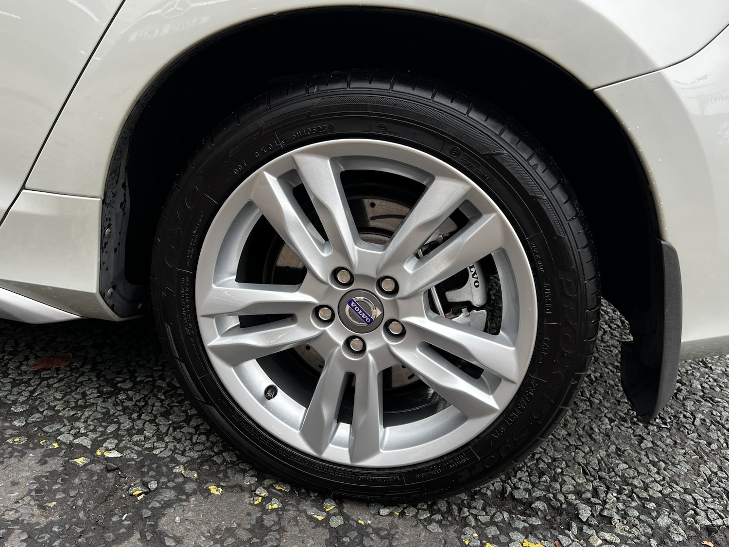 Used Volvo V60 2023 for sale - 76948727: Photo 16