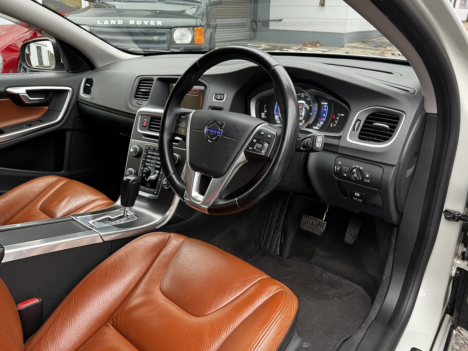 Used Volvo V60 2023 for sale - 76948727: Photo 20