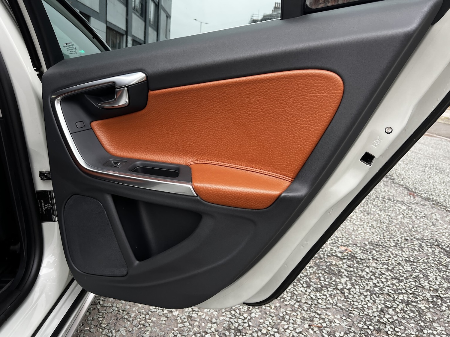 Used Volvo V60 2023 for sale - 76948727: Photo 31