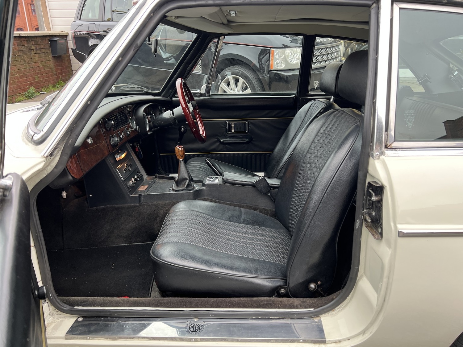 Used MG MGB GT 1972 for sale - 77453369: Photo 11