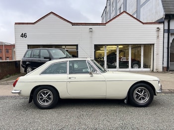 Used MG MGB GT 1972 for sale - 77453369: Photo