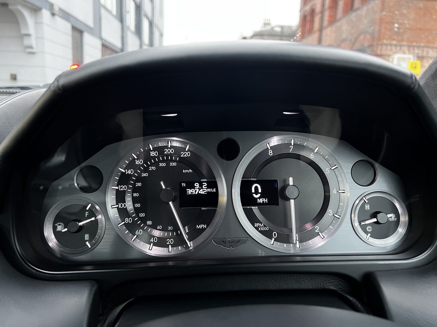 Used Aston Martin DB9 2006 for sale - 77159301: Photo 23