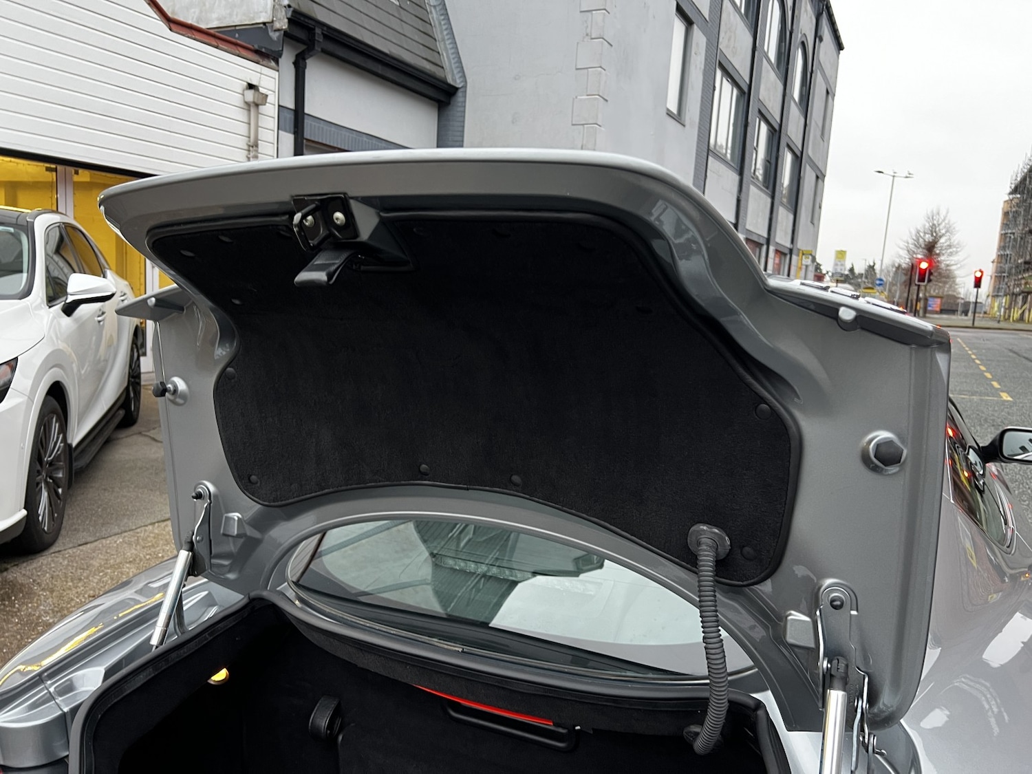 Used Aston Martin DB9 2006 for sale - 77159301: Photo 49