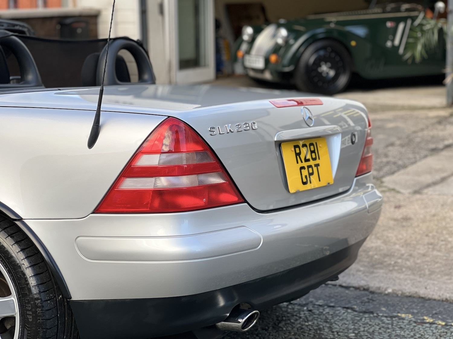 Used Mercedes-Benz SLK 2016 for sale - 76948736: Photo 16