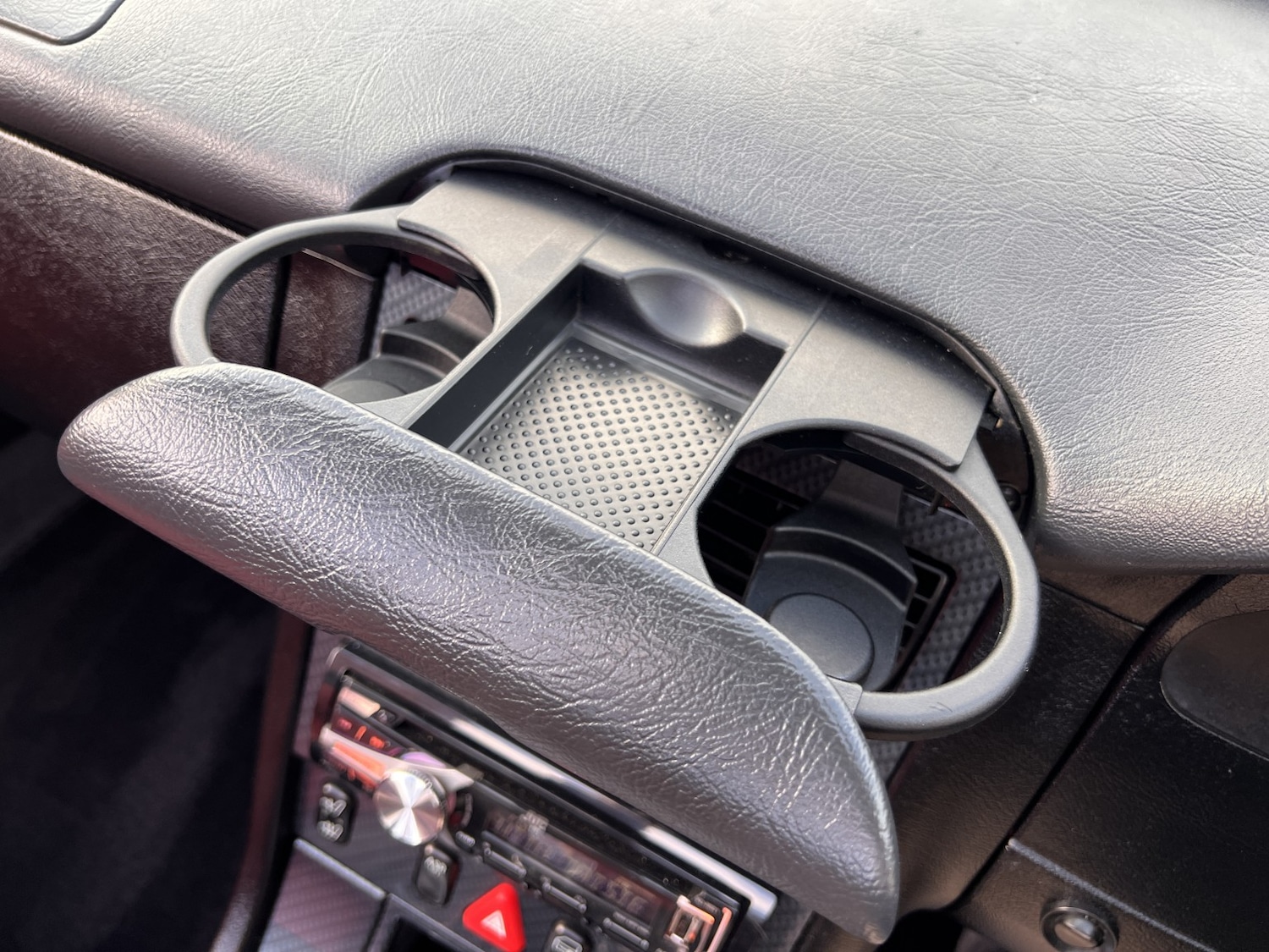 Used Mercedes-Benz SLK 2016 for sale - 76948736: Photo 31