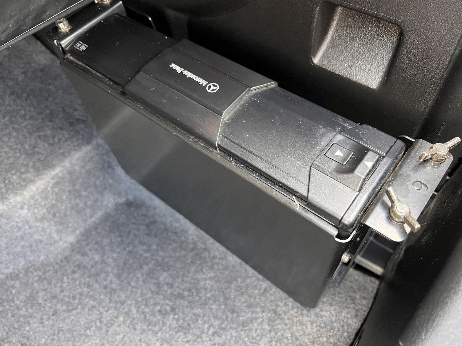 Used Mercedes-Benz SLK 2016 for sale - 76948736: Photo 46