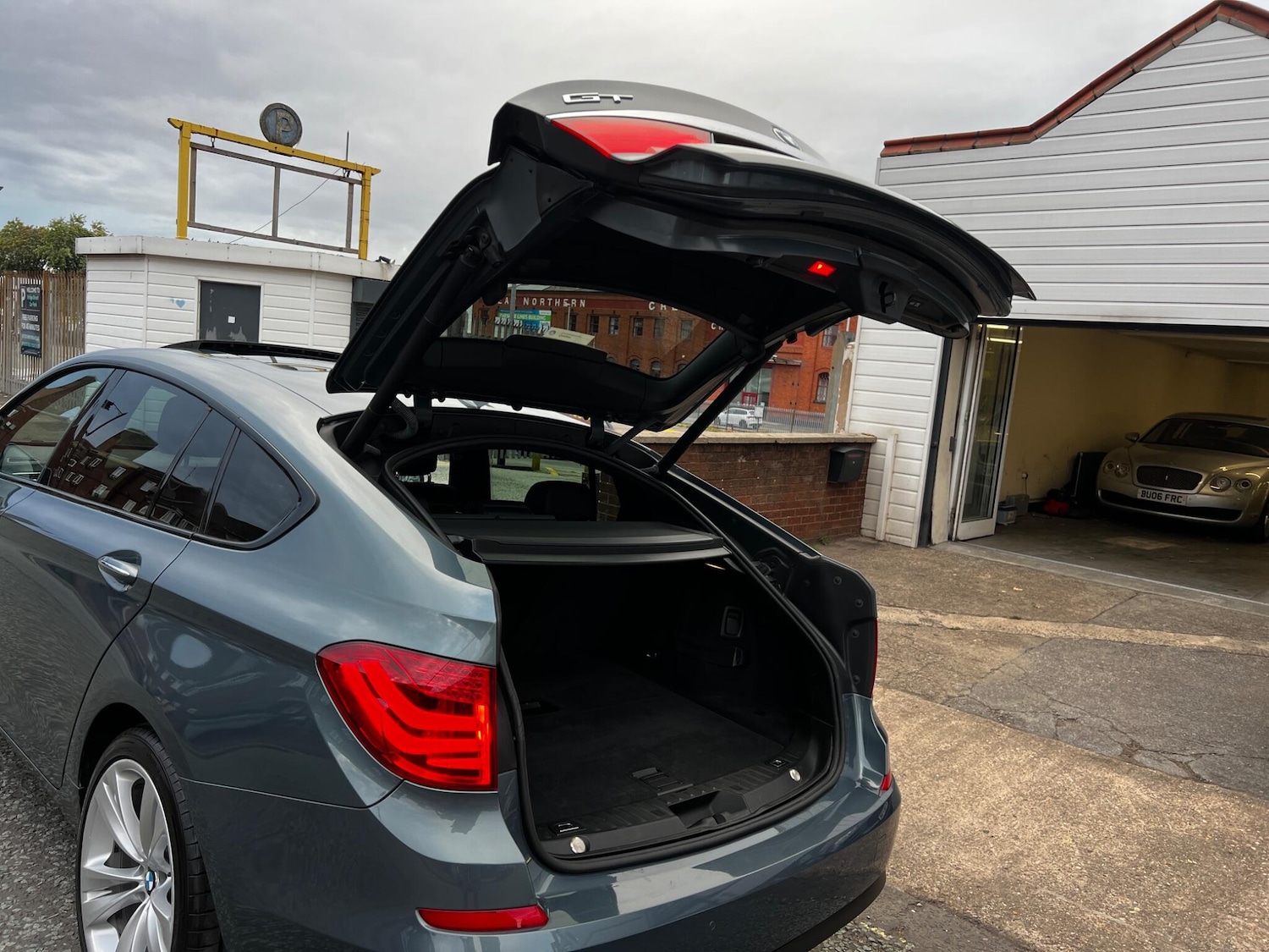 Used BMW 5 Series 2010 for sale - 76473715: Photo 32