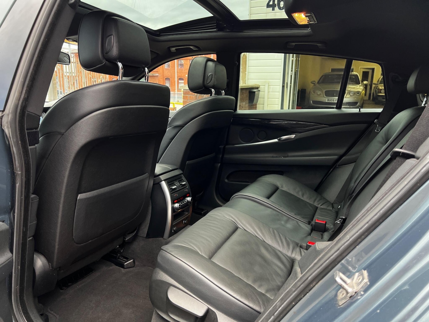 Used BMW 5 Series 2010 for sale - 76473715: Photo 50