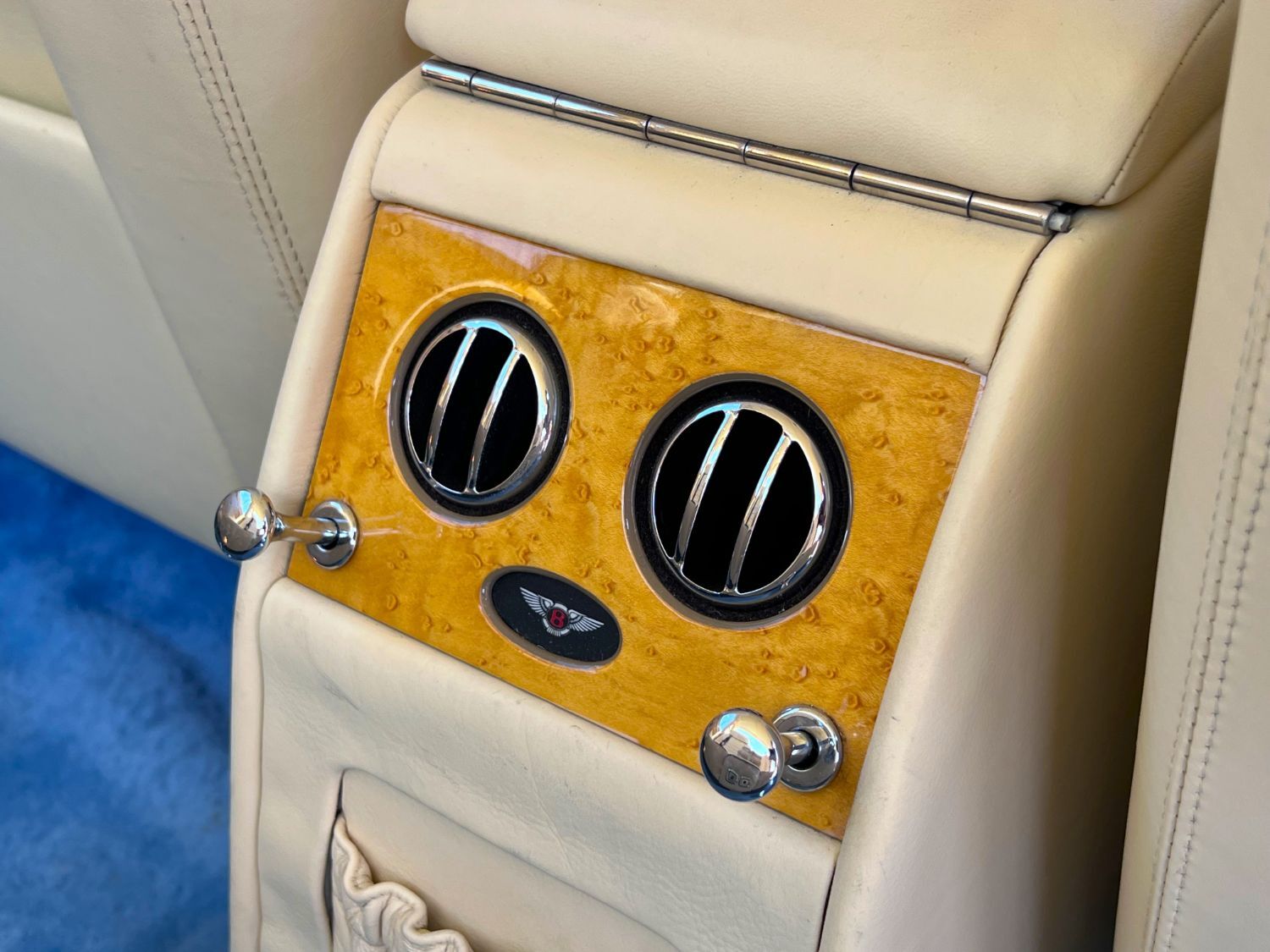 Used Bentley Turbo R 1996 for sale - 76948742: Photo 43