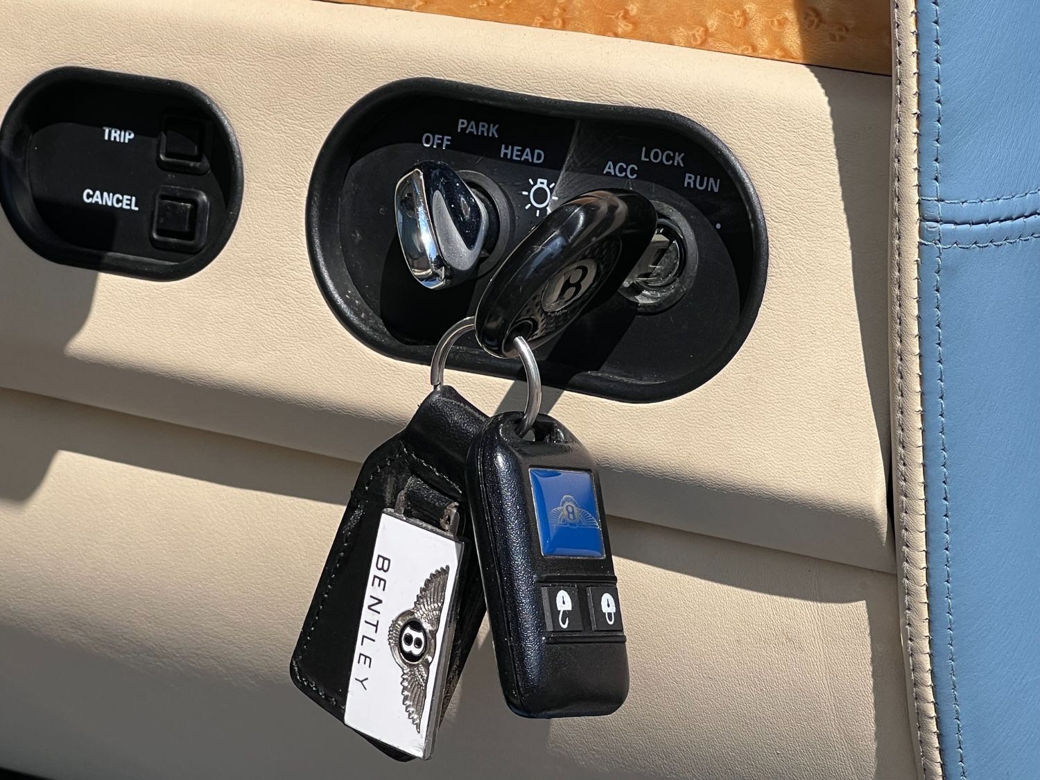 Used Bentley Turbo R 1996 for sale - 76948742: Photo 53