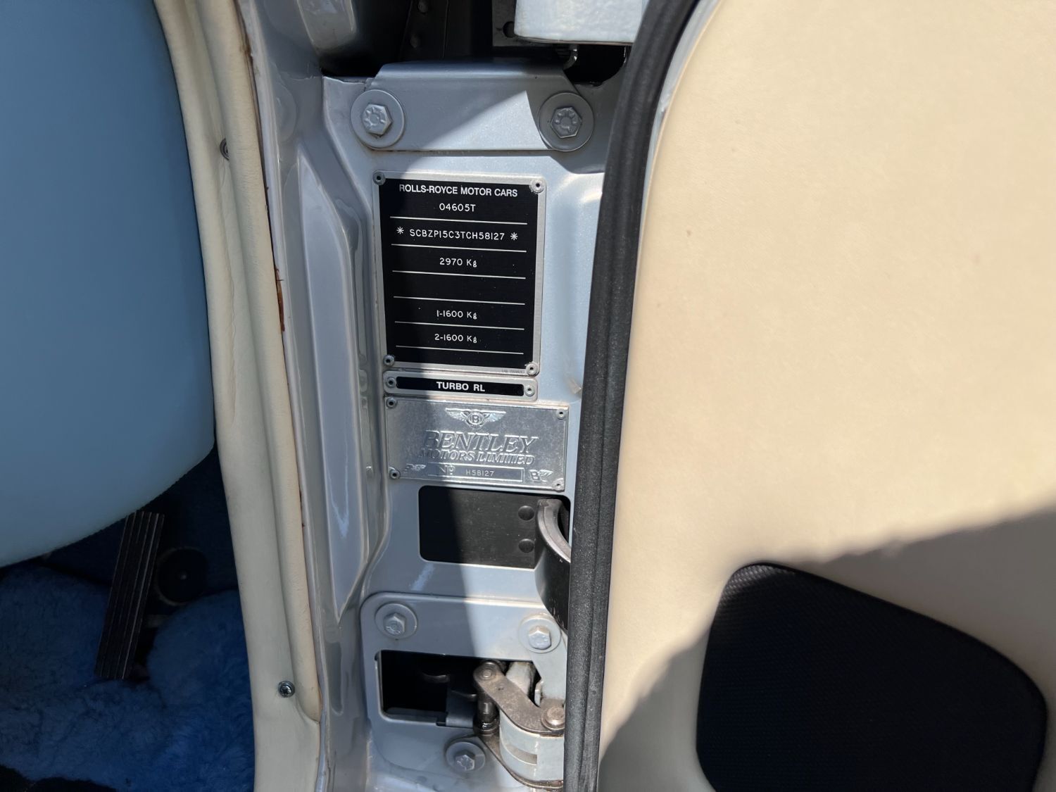 Used Bentley Turbo R 1996 for sale - 76948742: Photo 86