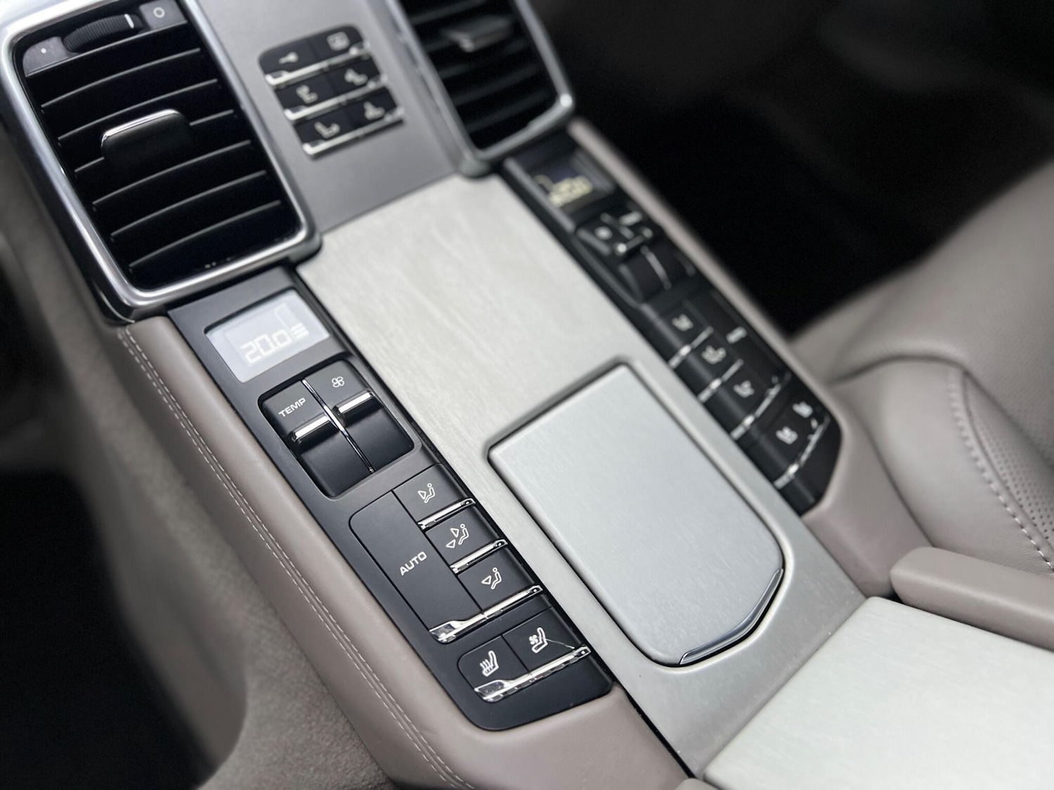 Used Porsche Panamera 2012 for sale - 76473126: Photo 27