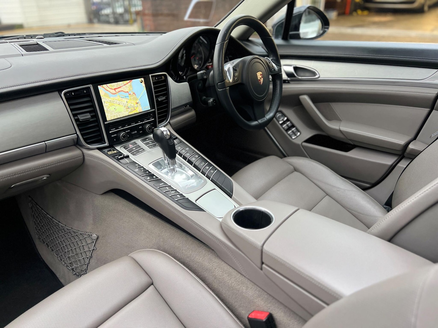 Used Porsche Panamera 2012 for sale - 76473126: Photo 3