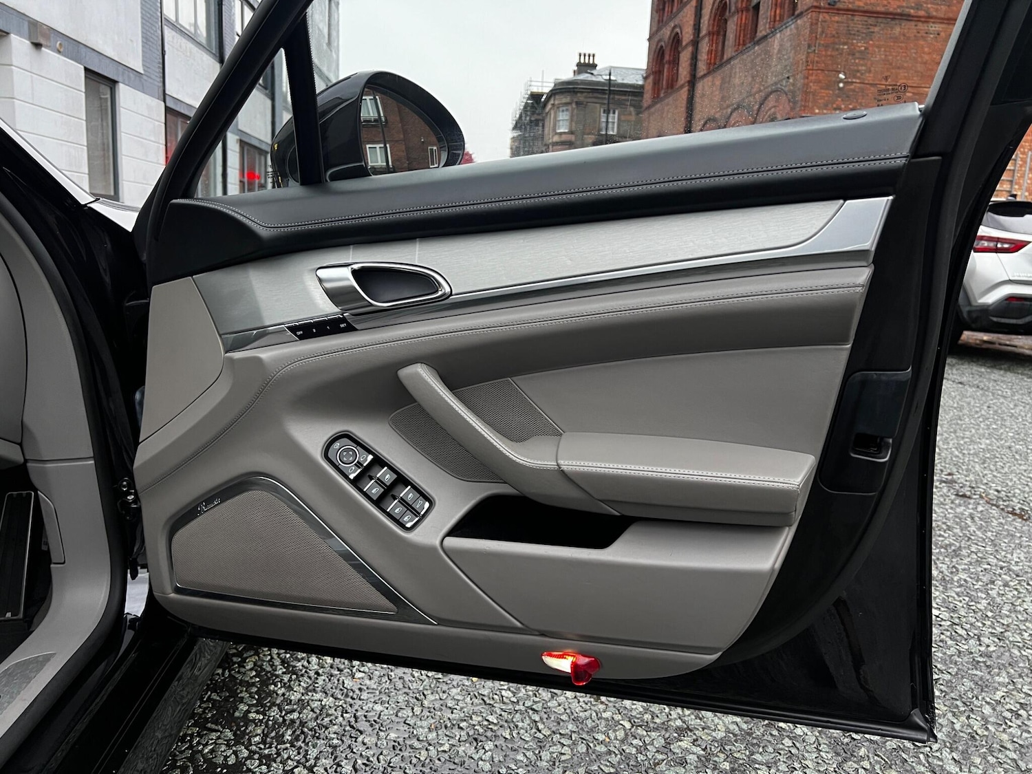 Used Porsche Panamera 2012 for sale - 76473126: Photo 48