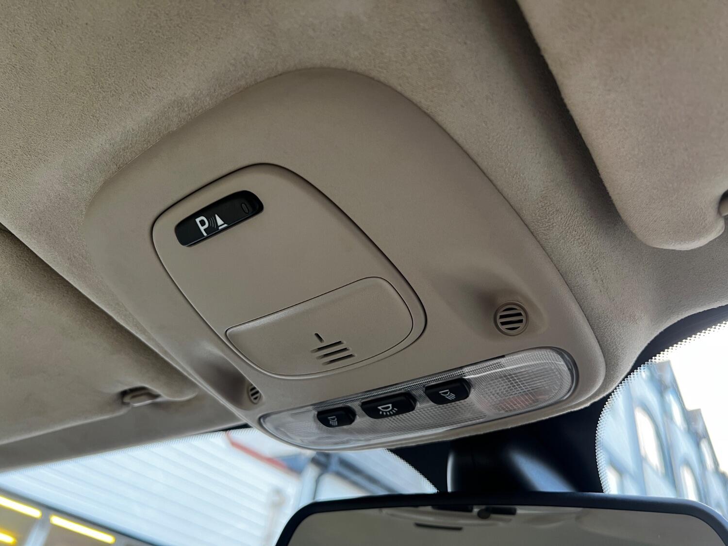 Used Jaguar XK 2011 for sale - 76948730: Photo 18