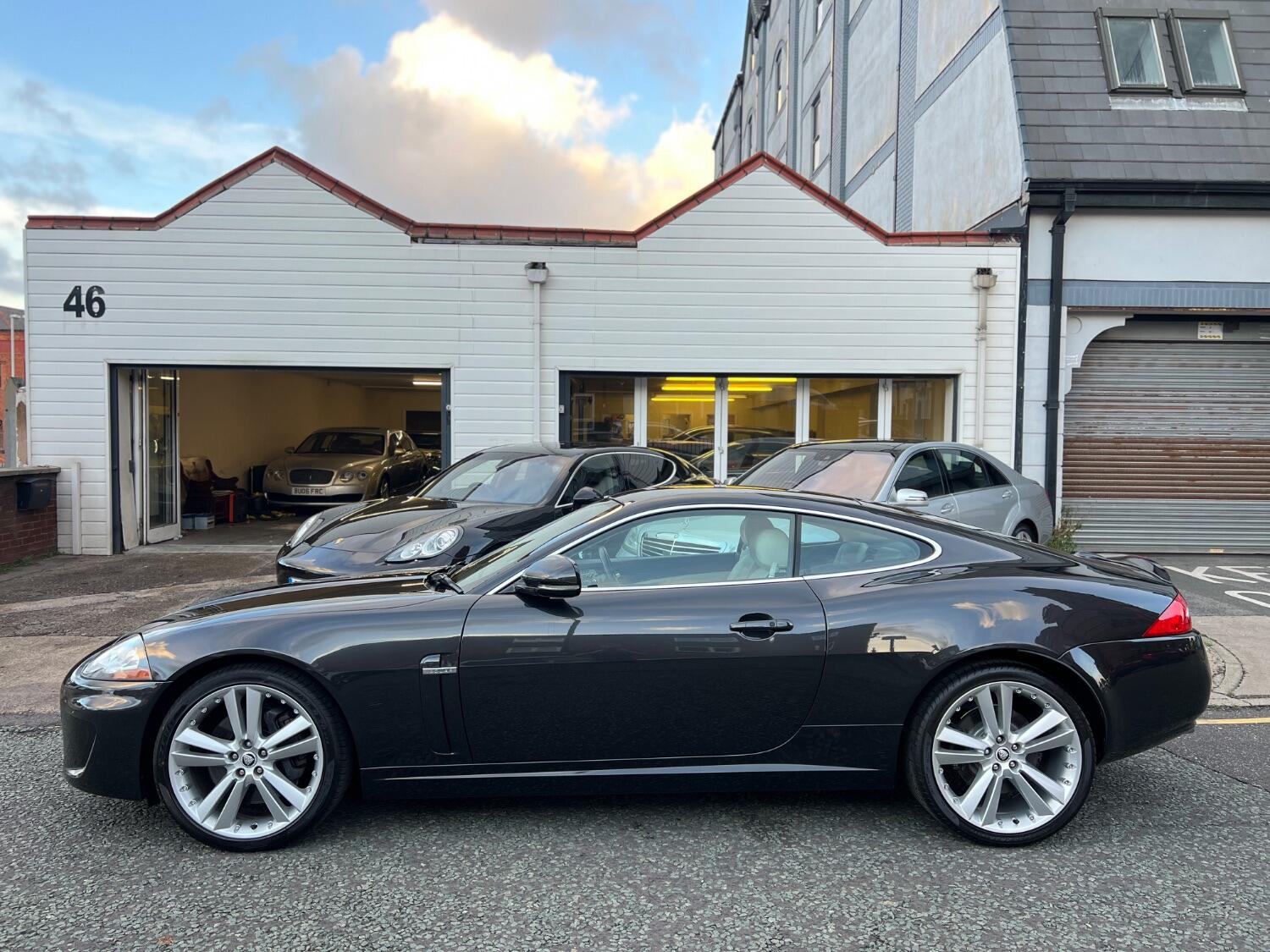 Used Jaguar XK 2011 for sale - 76948730: Photo 5