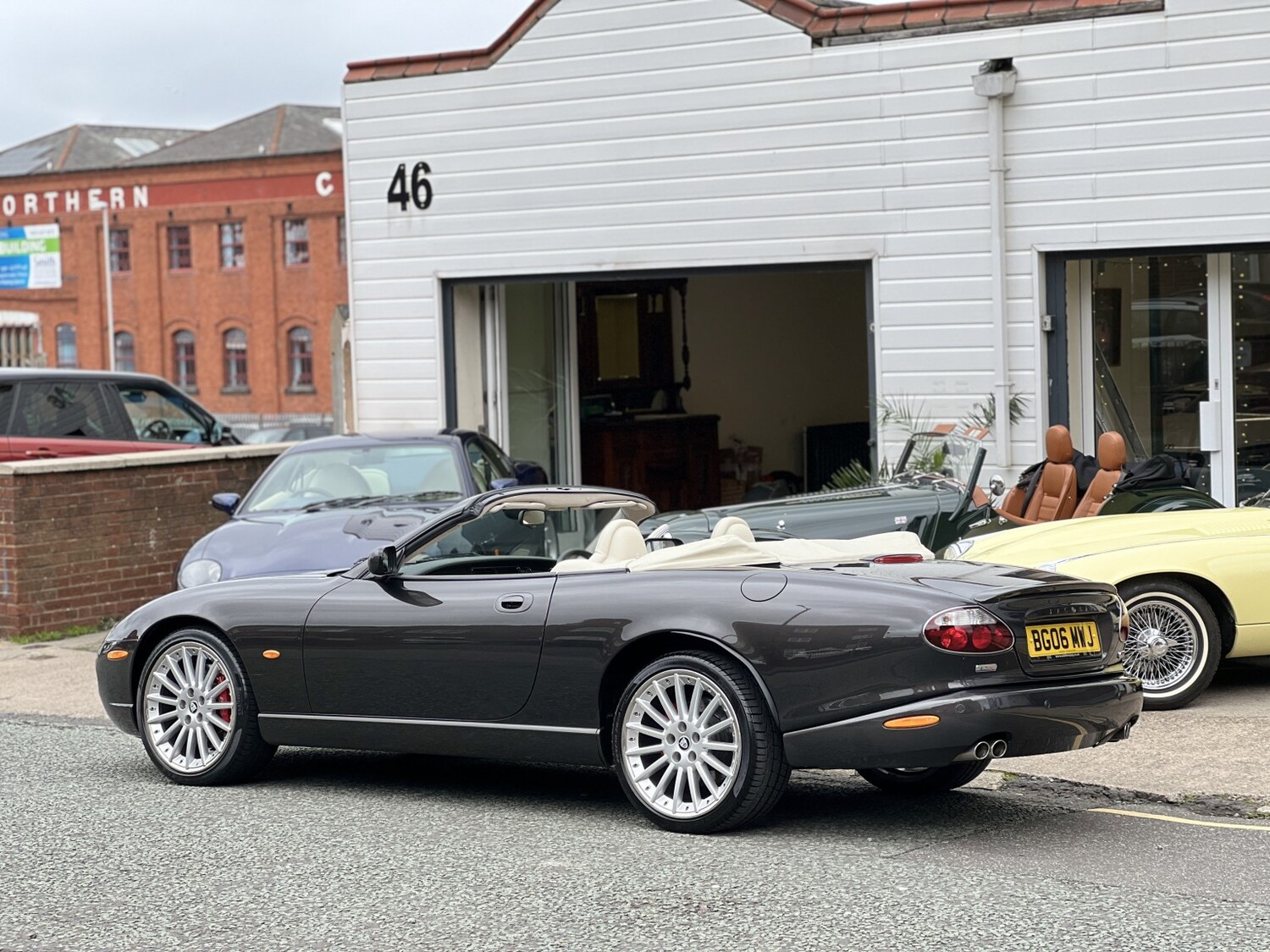 Used Jaguar XKR 2006 for sale - 77881056: Photo 17