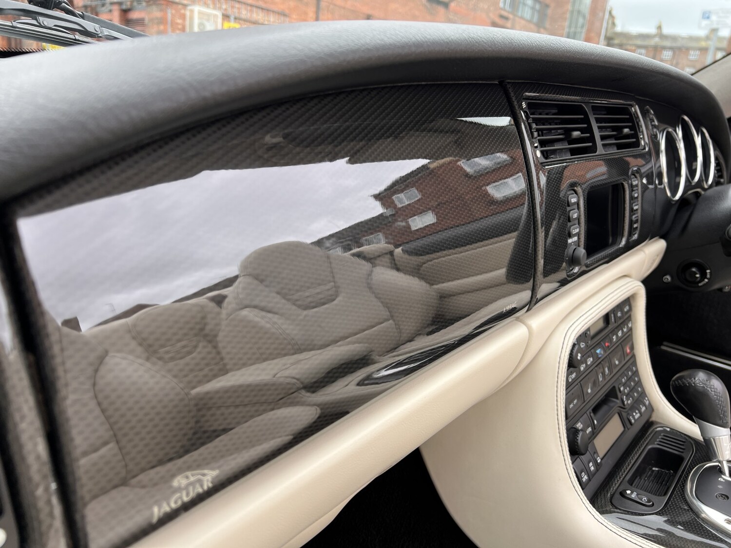 Used Jaguar XKR 2006 for sale - 77881056: Photo 26