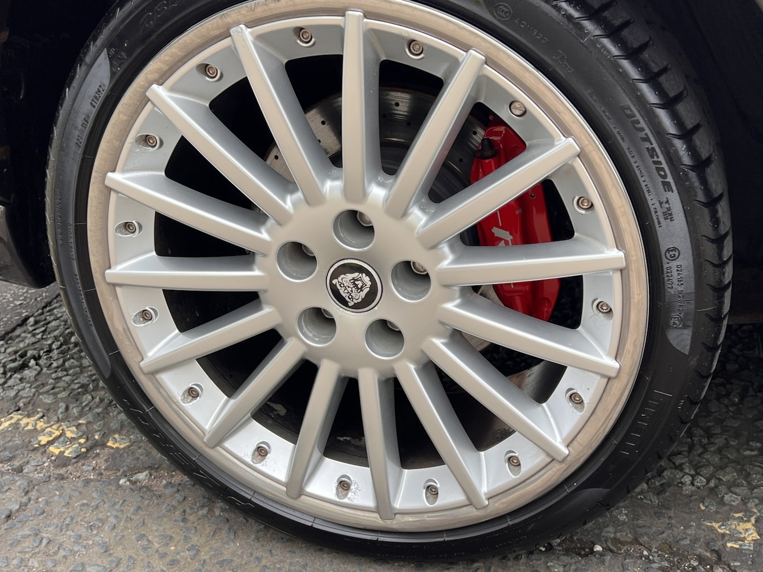 Used Jaguar XKR 2006 for sale - 77881056: Photo 35