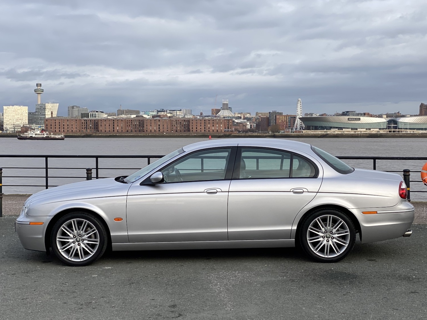 Used Jaguar S-Type 2006 for sale - 76948745: Photo 5
