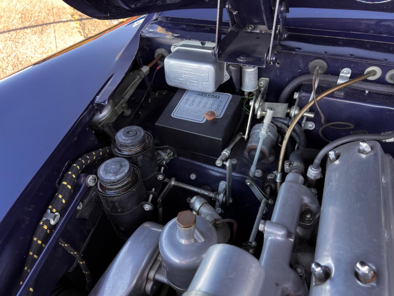 Used Jaguar XK 1998 for sale - 77541685: Photo 36