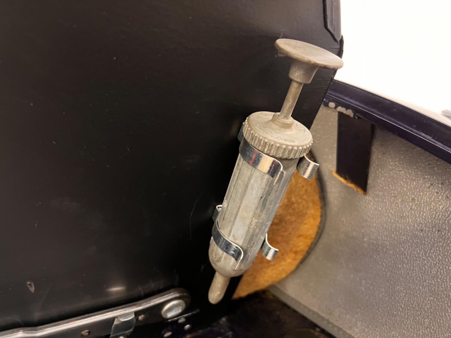 Used Jaguar XK 1998 for sale - 77541685: Photo 63