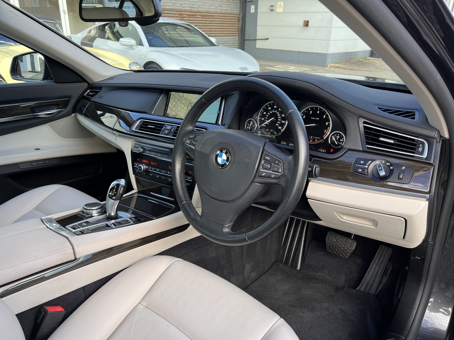 Used BMW 7 Series 2015 for sale - 77931325: Photo 15