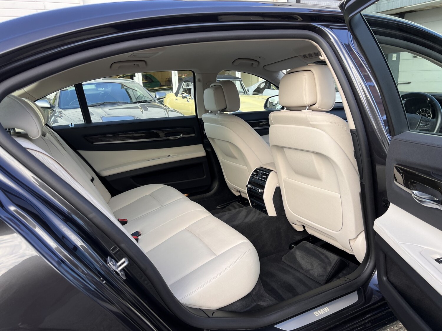 Used BMW 7 Series 2015 for sale - 77931325: Photo 16